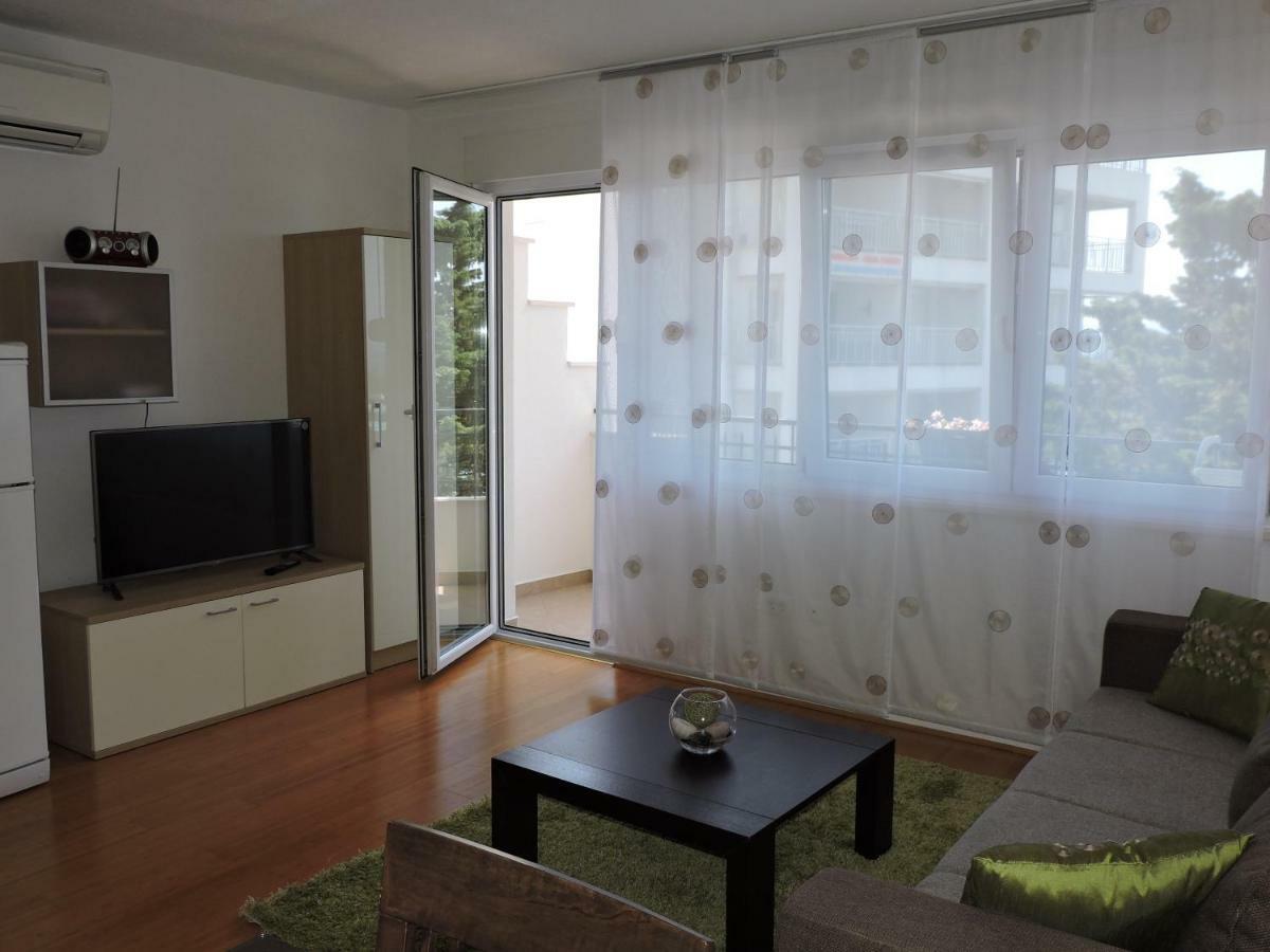 App 2+2 Nizic Apartment *